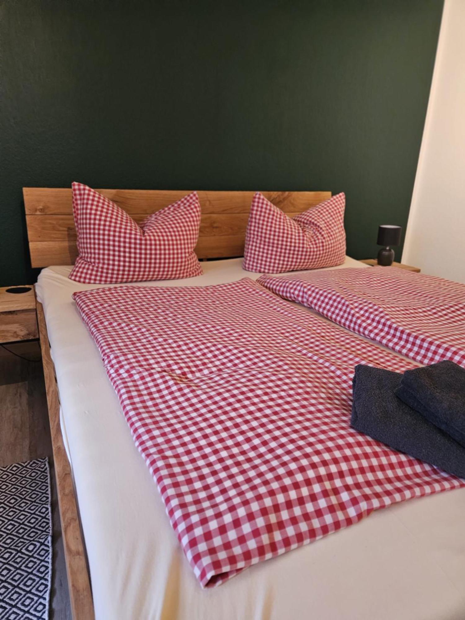 Cafe-Restaurant Vedder Hotell Herscheid Eksteriør bilde
